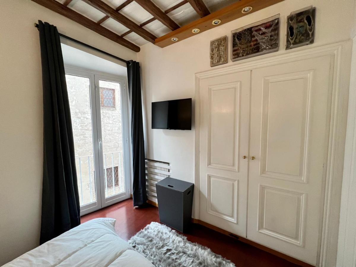 Babuino Imperial House *